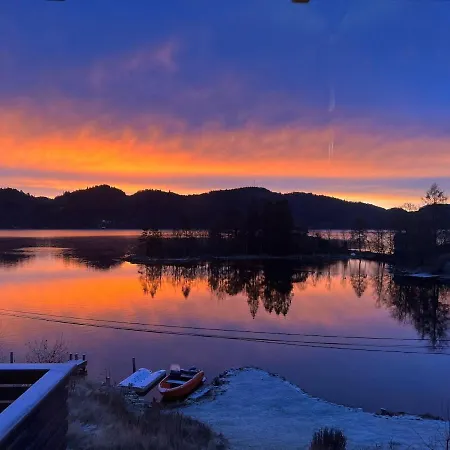 Holiday home With The Sea