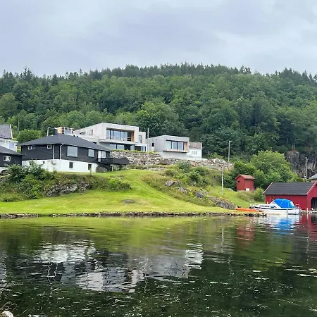 With The Sea Holiday home